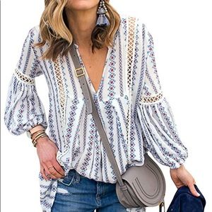 Floral print long sleeve V neck blouse size M ( NWOT)